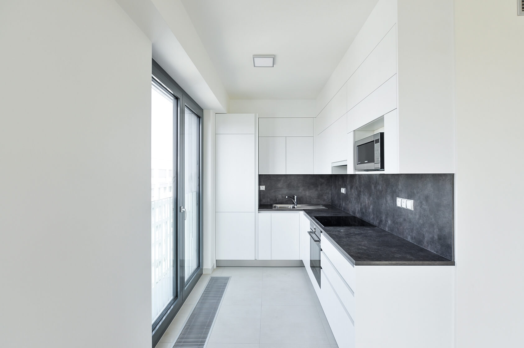 Olšanská, Žižkov - Prague 3 | Rent, Apartment One-bedroom (2+kk), 76 m²