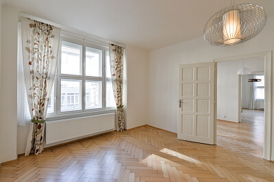 Eliášova, Bubeneč - Prague 6 | Sale, Apartment Three-bedroom (4+1), 145 m²