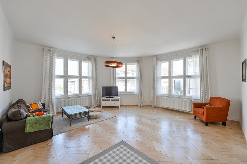 Eliášova, Bubeneč - Prague 6 | Sale, Apartment Three-bedroom (4+1), 145 m²