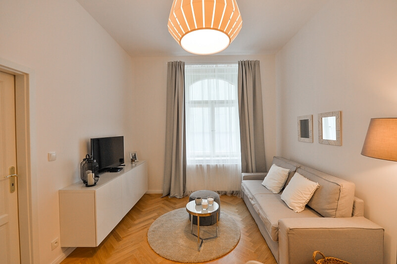 Na Spojce, Vršovice - Prague 10 | Rent, Apartment One-bedroom (2+1), 45 m²