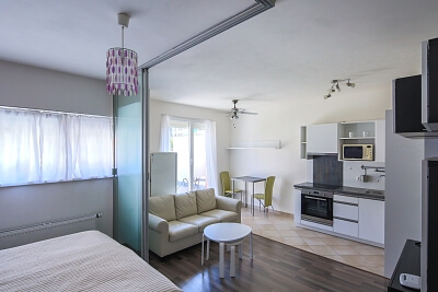 Pavla Beneše, Letňany - Praha 9 | Pronájem, Byt 1+kk, 93 m²