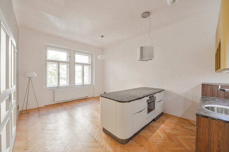 Jagellonská, Vinohrady - Prague 3 | Rent, Apartment One-bedroom (2+1), 92 m²