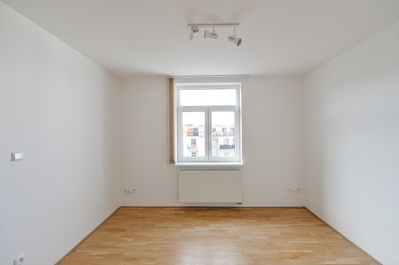 Moskevská, Vršovice - Prague 10 | Rent, Apartment One-bedroom (2+kk), 47 m²