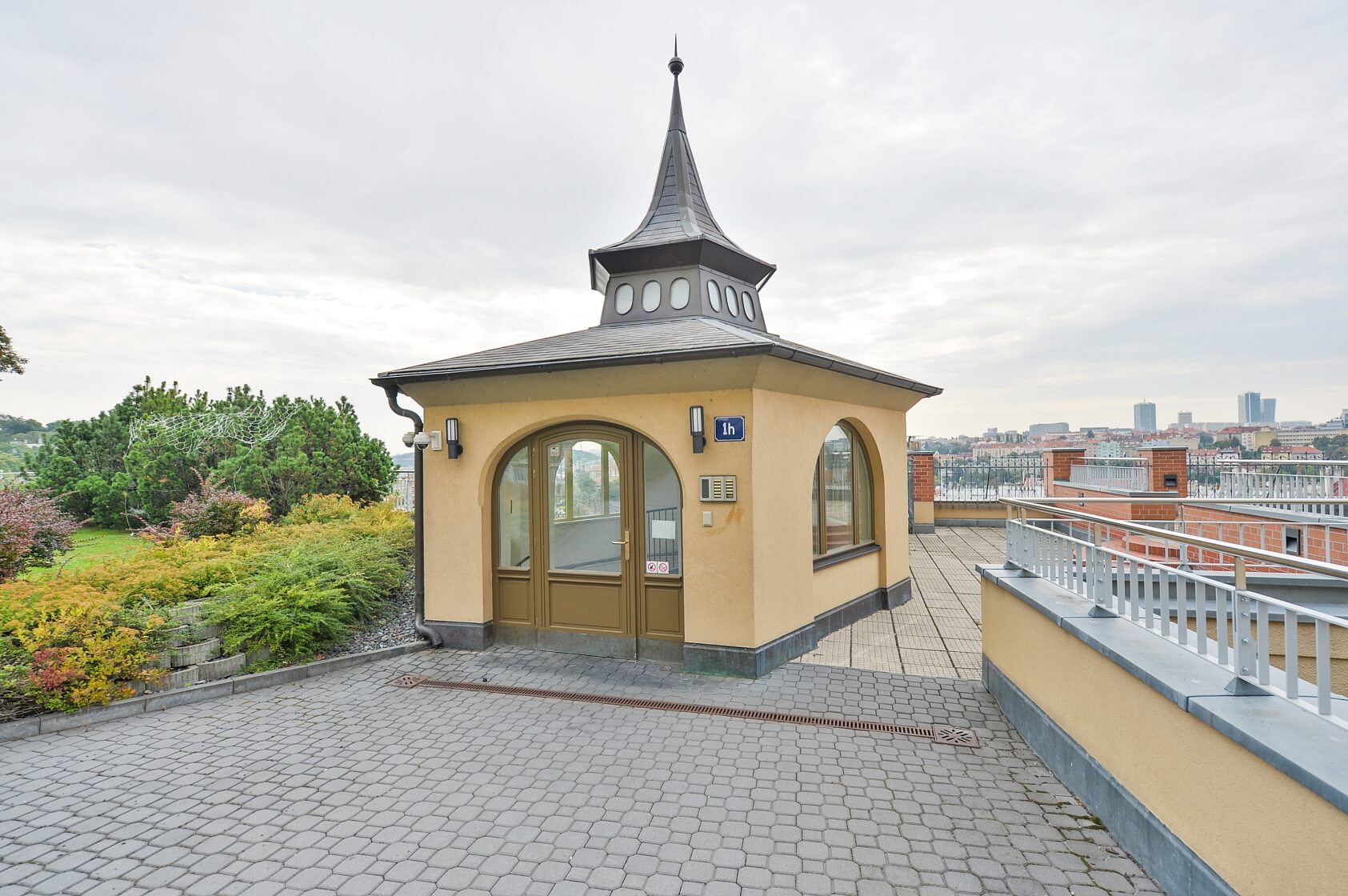 U Zvonařky, Vinohrady - Praha 2 | Pronájem, Byt 2+kk, 61 m²