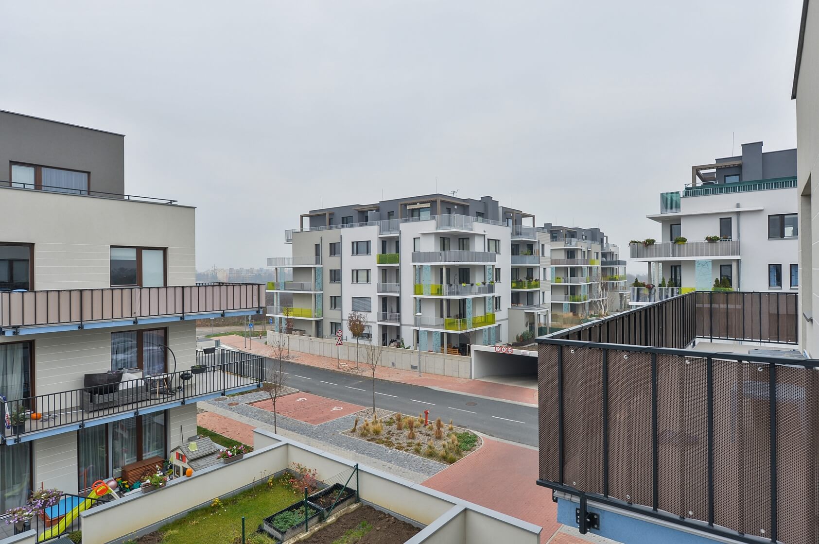 K Beranovu, Dolní Chabry - Praha 8 | Prodej, Byt 2+kk, 68 m²