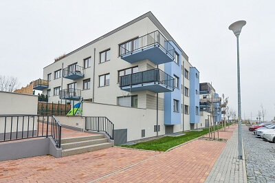 K Beranovu, Dolní Chabry - Praha 8 | Prodej, Byt 2+kk, 68 m²