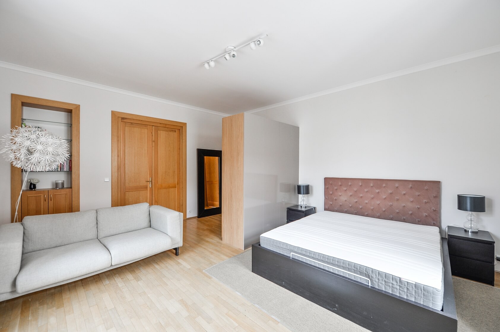 Malá Štěpánská, Nové Město - Praha 2 | Pronájem, Byt 2+1, 84 m²