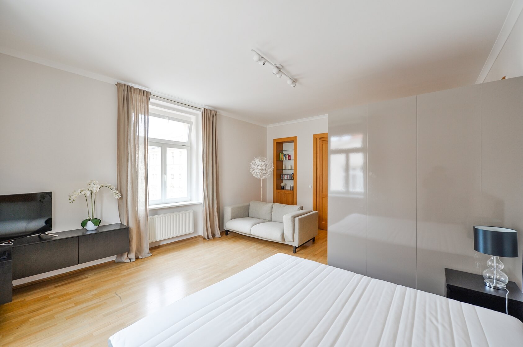 Malá Štěpánská, Nové Město - Praha 2 | Pronájem, Byt 2+1, 84 m²