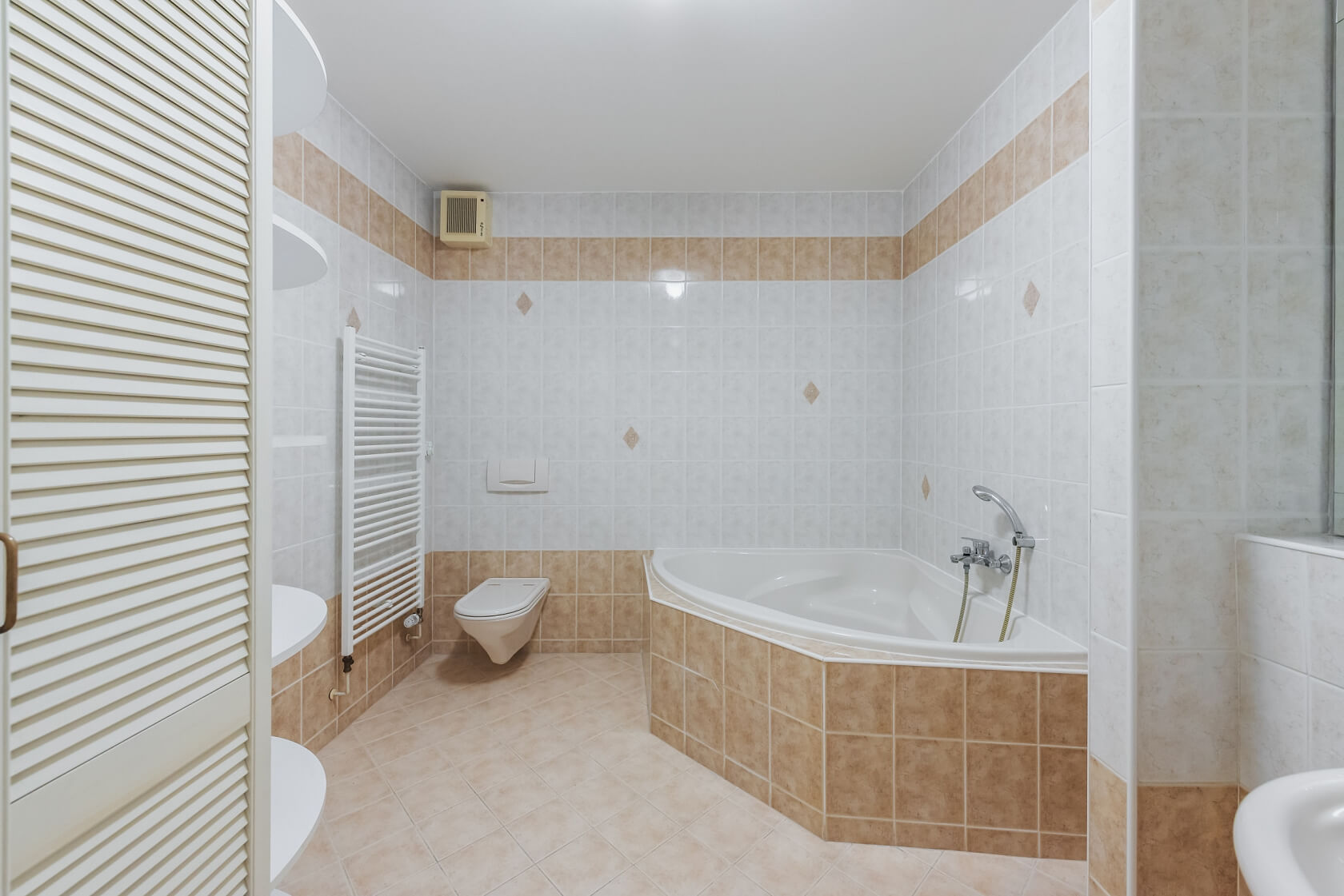 Hyacintová, Záběhlice - Praha 10 | Prodej, Byt 4+1, 188 m²