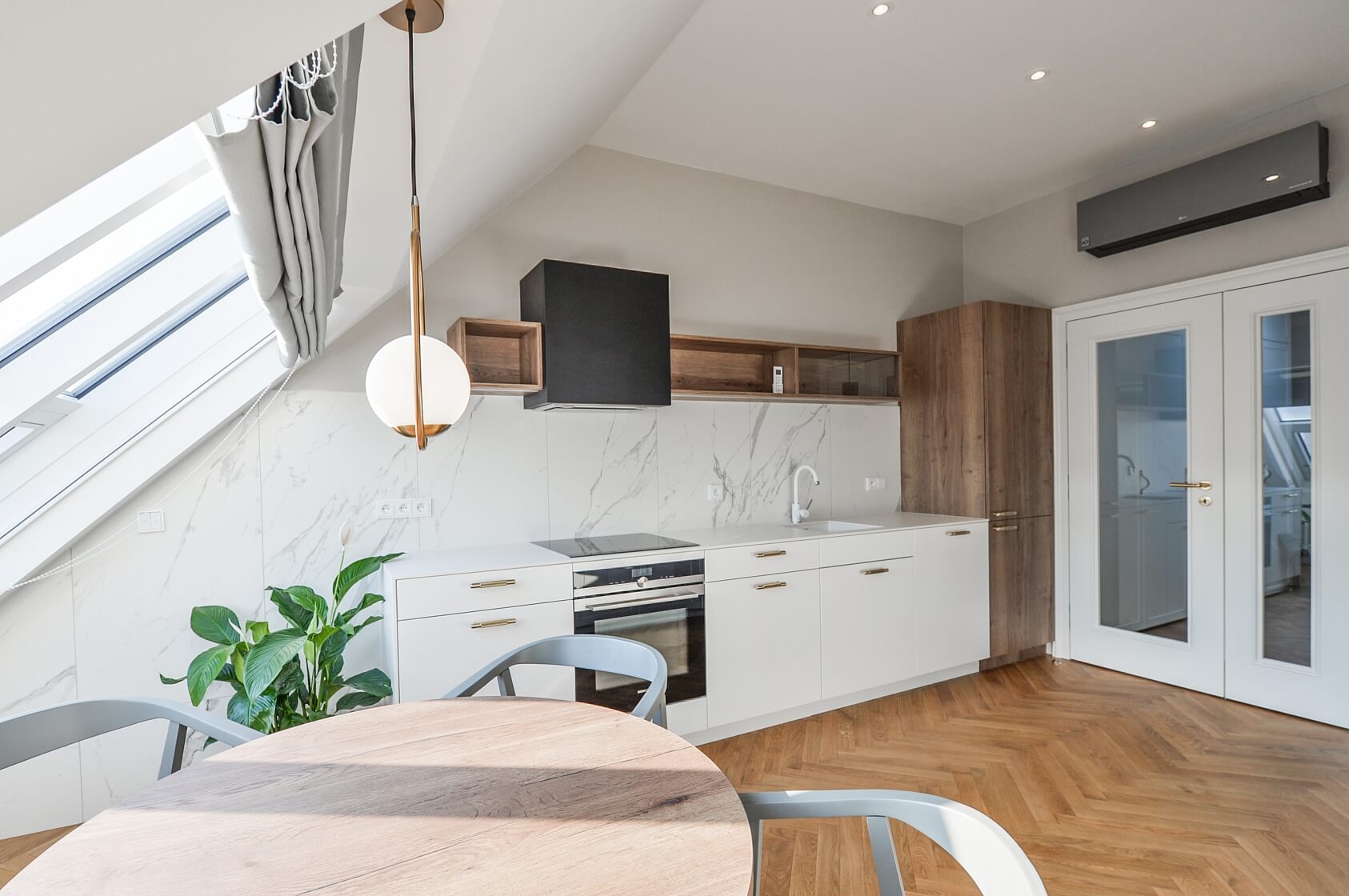 U Rajské zahrady, Žižkov - Praha 3 | Pronájem, Byt 1+kk, 45 m²