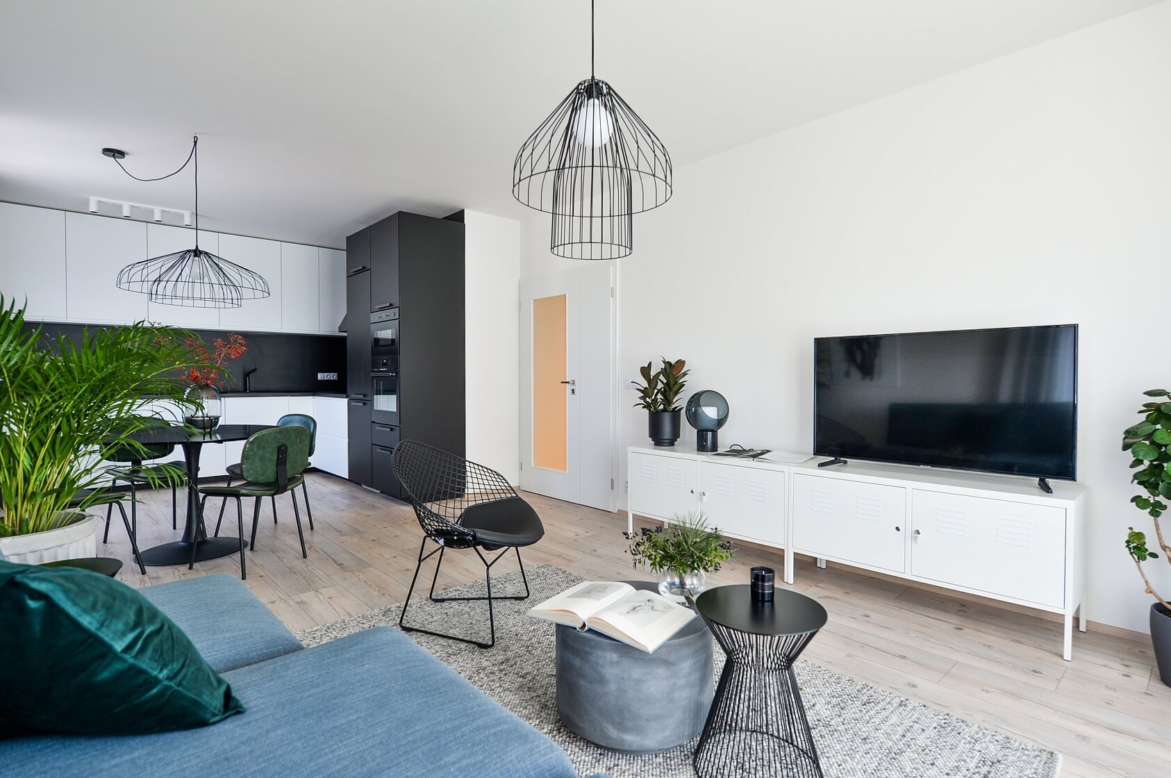Nekvasilova, Karlín - Prague 8 | Rent, Apartment Two-bedroom (3+kk), 102 m²