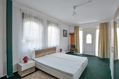 Emy Destinnové, Velké Přílepy - Praha-západ | Rent, House Six-bedroom (7+kk), 240 m²