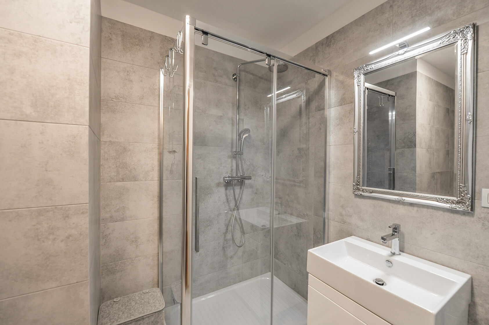 Mánesova, Vinohrady - Prague 2 | Rent, Apartment One-bedroom (2+kk), 51 m²