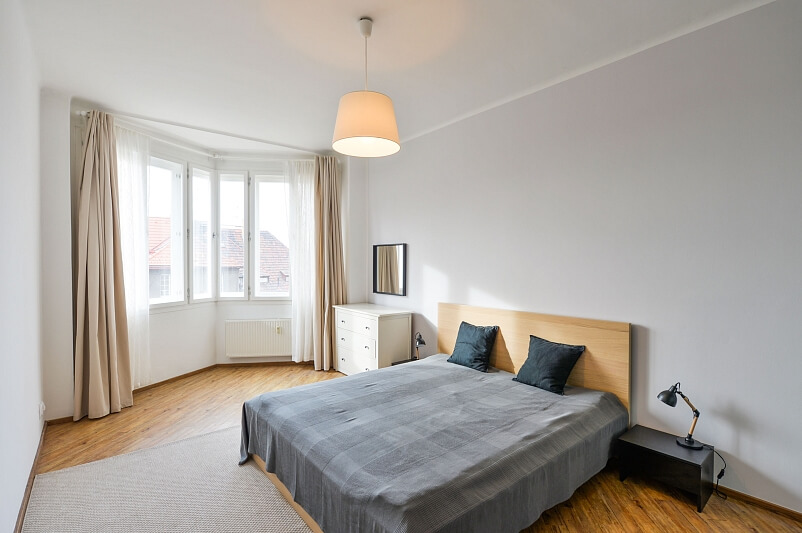 Hradešínská, Vinohrady - Praha 10 | Pronájem, Byt 2+1, 95 m²