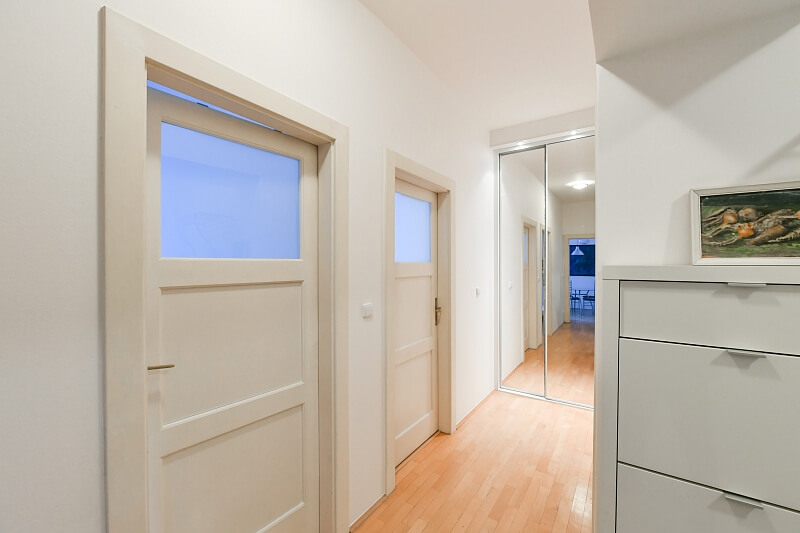 Zelená, Dejvice - Praha 6 | Pronájem, Byt 3+kk, 80 m²