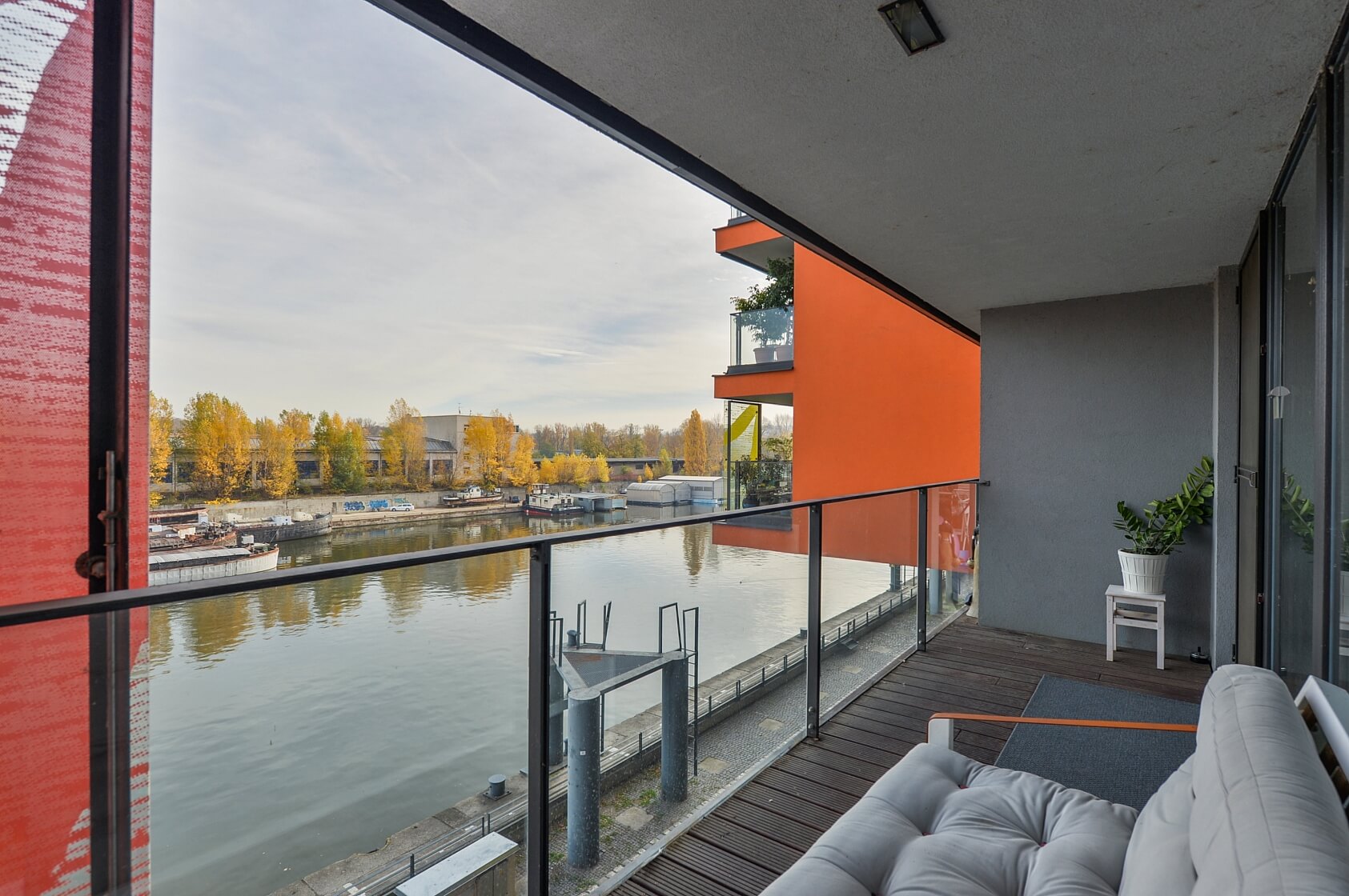 V Přístavu, Holešovice - Praha 7 | Pronájem, Byt 2+kk, 87 m²