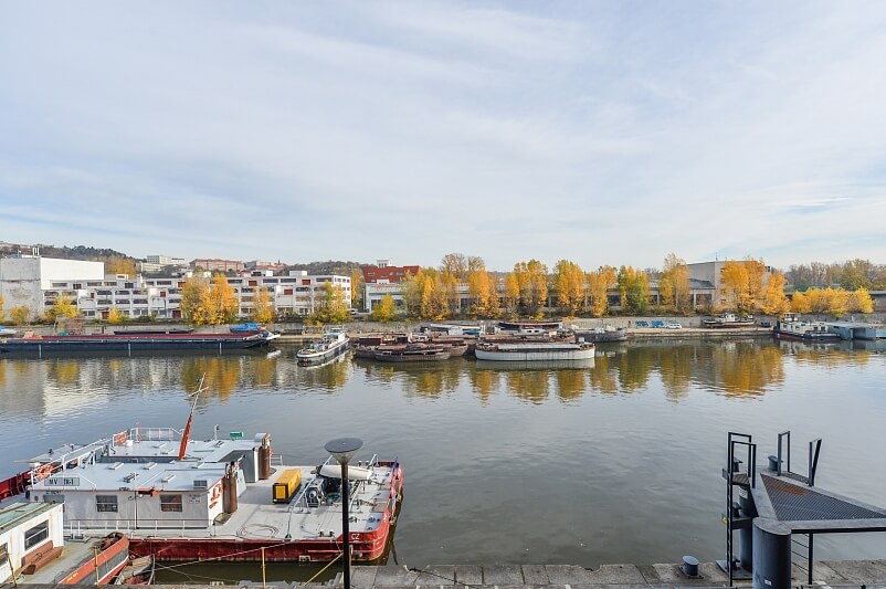 V Přístavu, Holešovice - Prague 7 | Rent, Apartment One-bedroom (2+kk), 87 m²