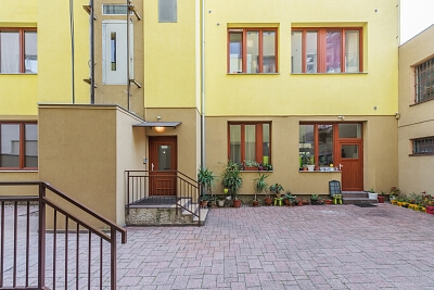 Ortenovo náměstí, Holešovice - Prague 7 | Sale, Apartment Two-bedroom (3+kk), 84 m²