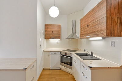 Nuselská, Nusle - Praha 4 | Pronájem, Byt 2+kk, 66 m²