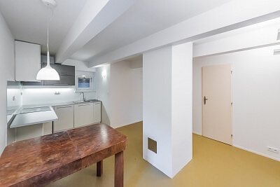 Na Hřebenkách, Smíchov - Prague 5 | Rent, Apartment Studio (1+kk), 40 m²