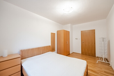 Závěrka, Břevnov - Prague 6 | Rent, Apartment One-bedroom (2+kk), 62 m²