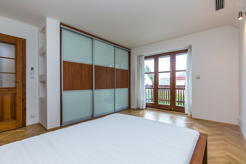 Sýkovecká, Kyje - Prague 9 | Rent, House Four-bedroom (5+kk), 230 m²