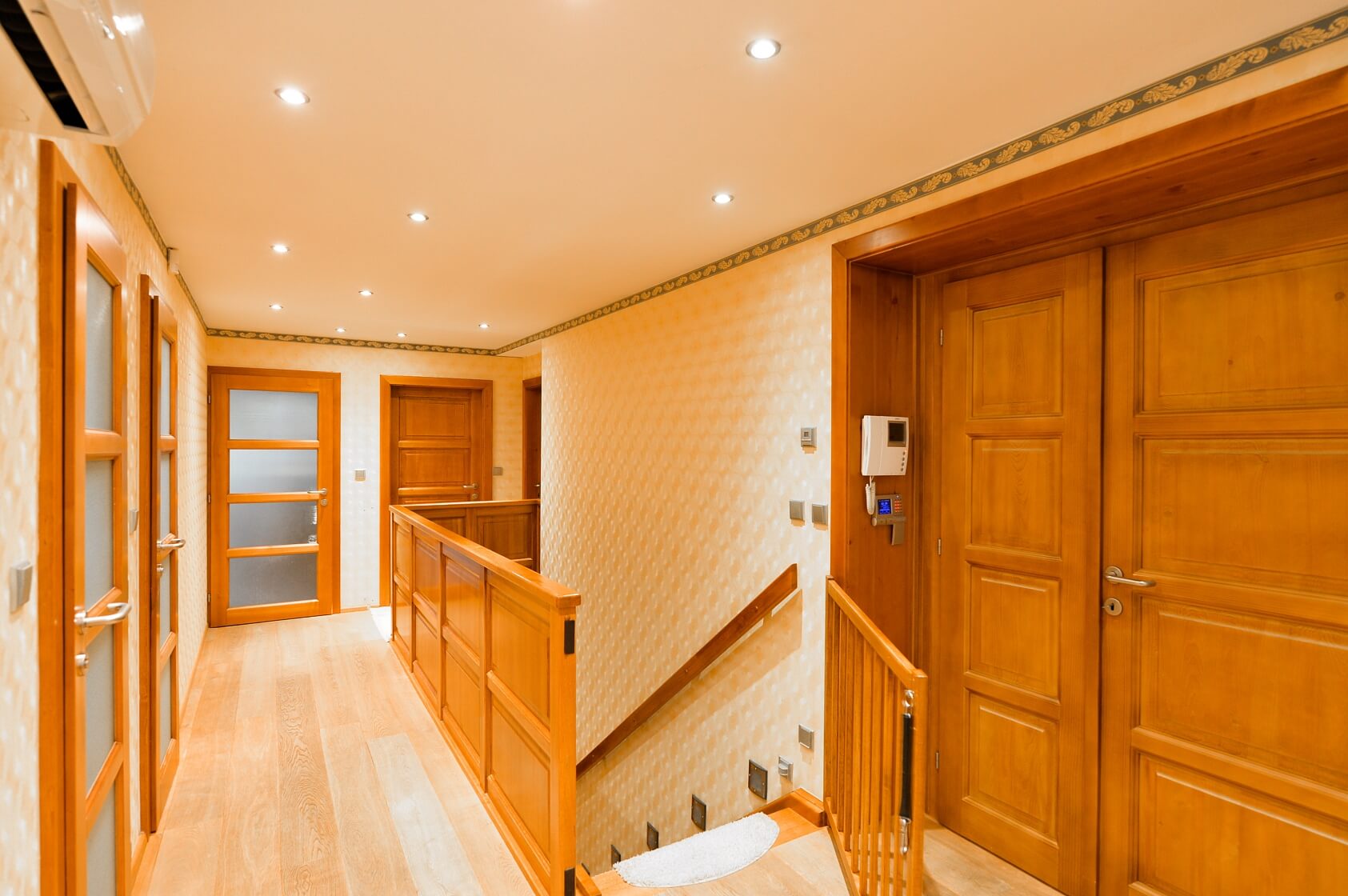 Vranská, Kamýk - Prague 4 | Rent, House Three-bedroom (4+1), 272 m²