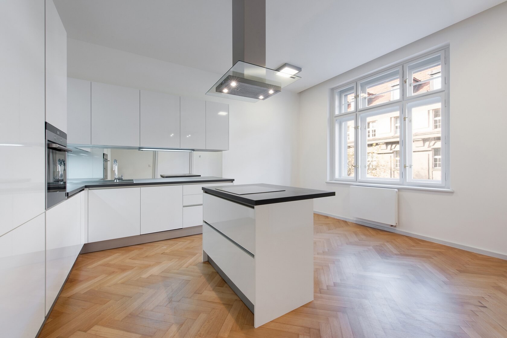 Národní obrany, Dejvice - Praha 6 | Prodej, Byt 3+1, 92 m²