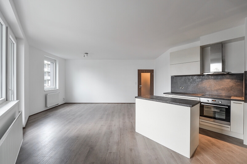 Makedonská, Střížkov - Praha 9 | Pronájem, Byt 3+kk, 90 m²