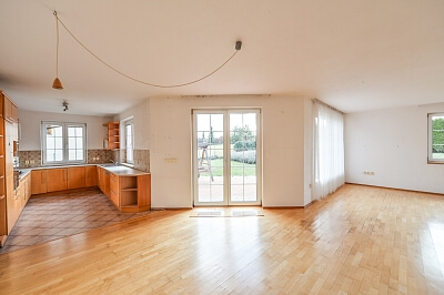 U Strouhy, Čakovice - Prague 9 | Sale, House Four-bedroom (5+kk), 276 m²
