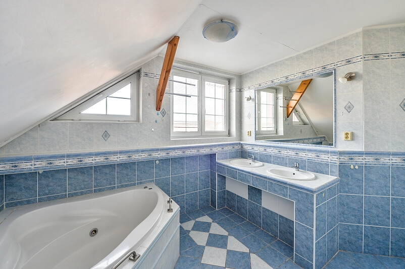 U Strouhy, Čakovice - Prague 9 | Sale, House Four-bedroom (5+kk), 276 m²