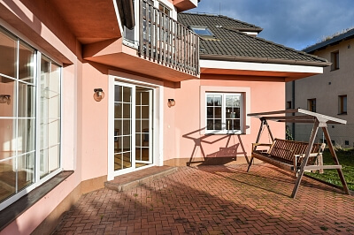 U Strouhy, Čakovice - Prague 9 | Sale, House Four-bedroom (5+kk), 276 m²