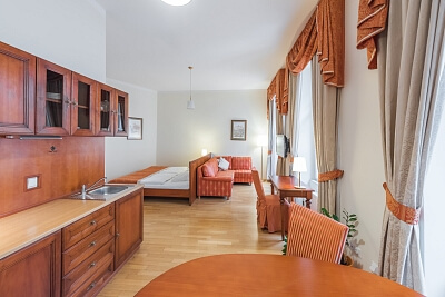 V Lesíčku, Smíchov - Praha 5 | Pronájem, Byt 1+kk, 44 m²