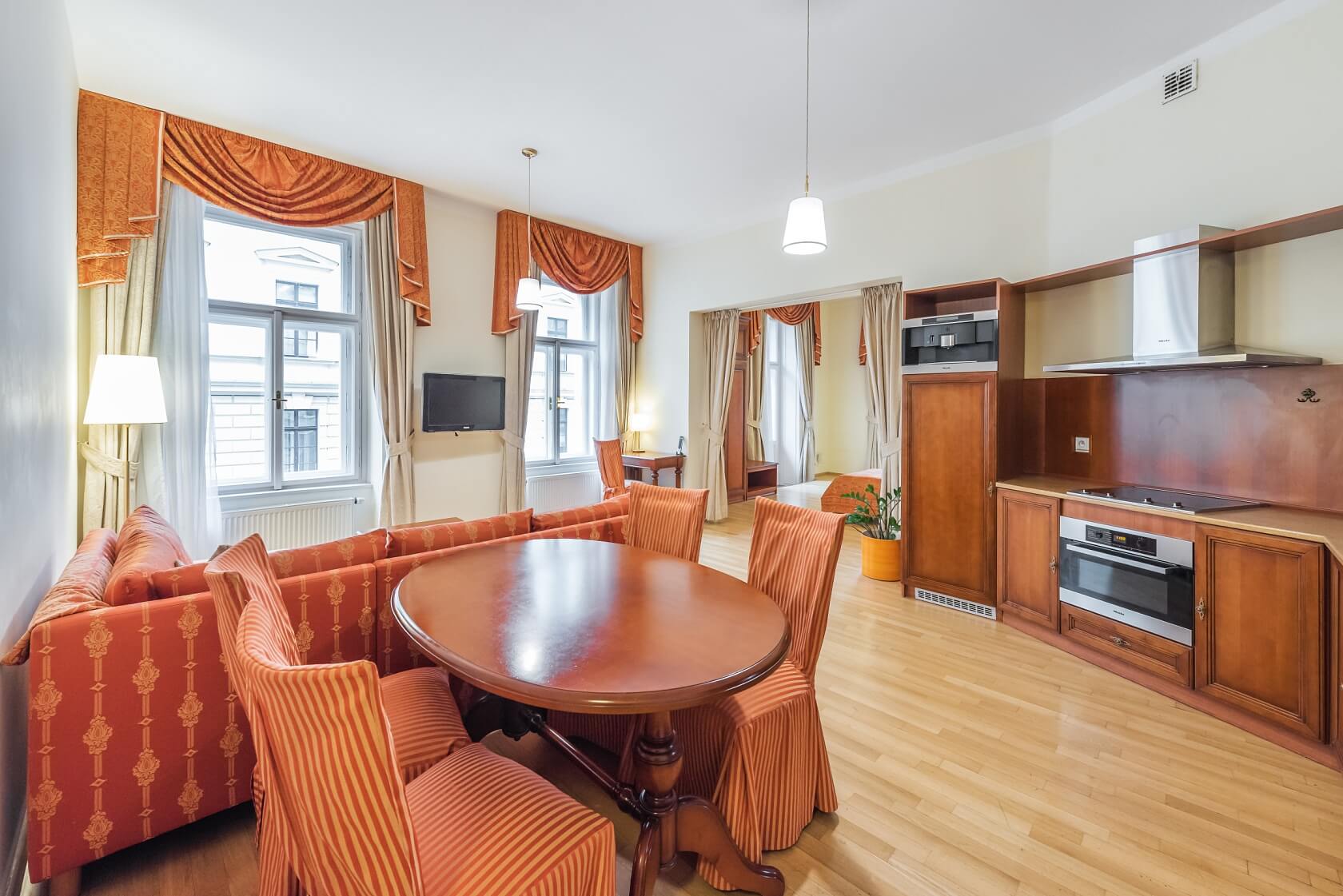 V Lesíčku, Smíchov - Prague 5 | Rent, Apartment One-bedroom (2+kk), 75 m²