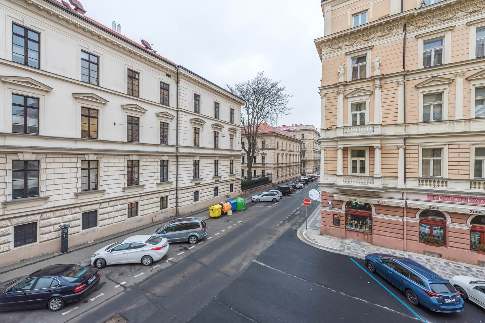 V Lesíčku, Smíchov - Prague 5 | Rent, Apartment One-bedroom (2+kk), 75 m²