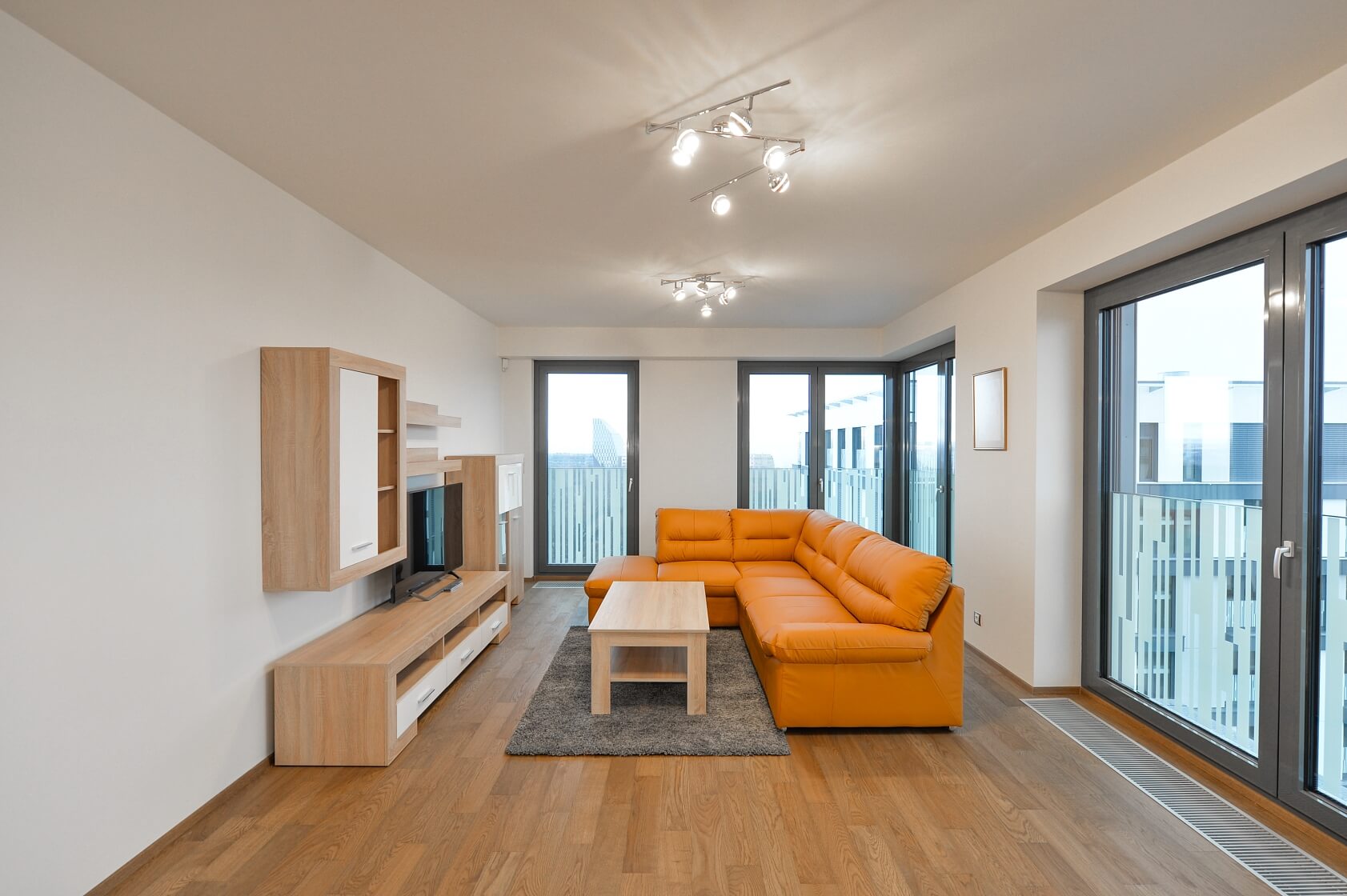 Olšanská, Žižkov - Prague 3 | Rent, Apartment One-bedroom (2+kk), 76 m²
