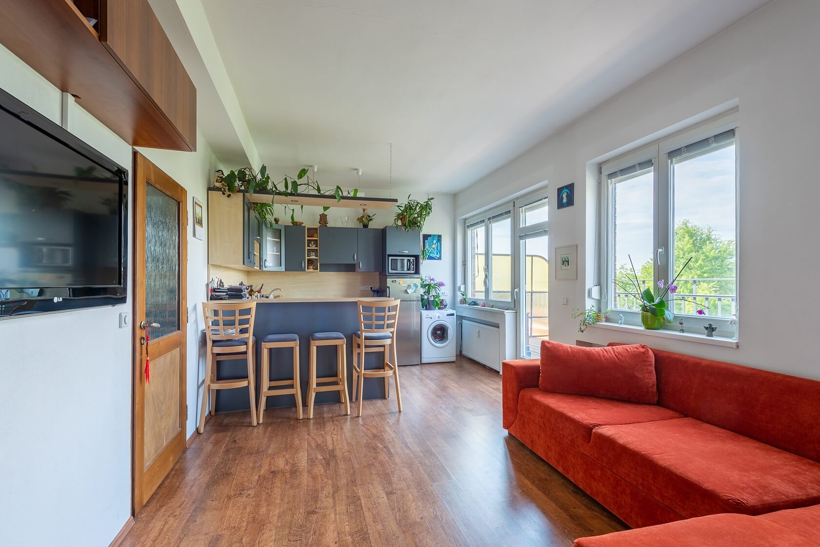 Rybalkova, Vršovice - Prague 10 | Rent, Apartment One-bedroom (2+kk), 69 m²