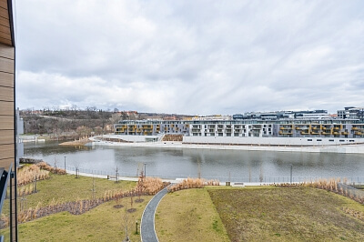 Menclova, Libeň - Prague 8 | Rent, Apartment One-bedroom (2+kk), 57 m²