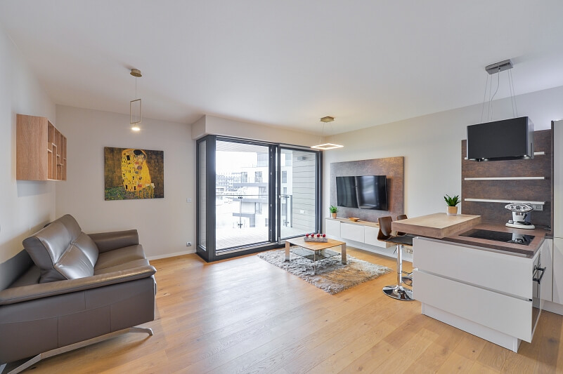 Menclova, Libeň - Prague 8 | Rent, Apartment One-bedroom (2+kk), 57 m²