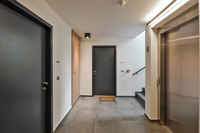 Menclova, Libeň - Praha 8 | Pronájem, Byt 2+kk, 57 m²