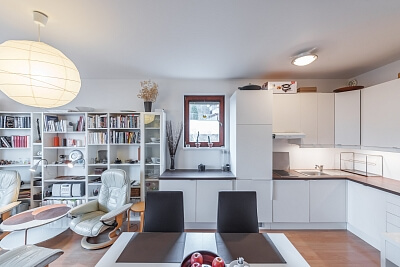 Jeřabinová, Smíchov - Prague 5 | Sale, Apartment One-bedroom (2+kk), 64 m²