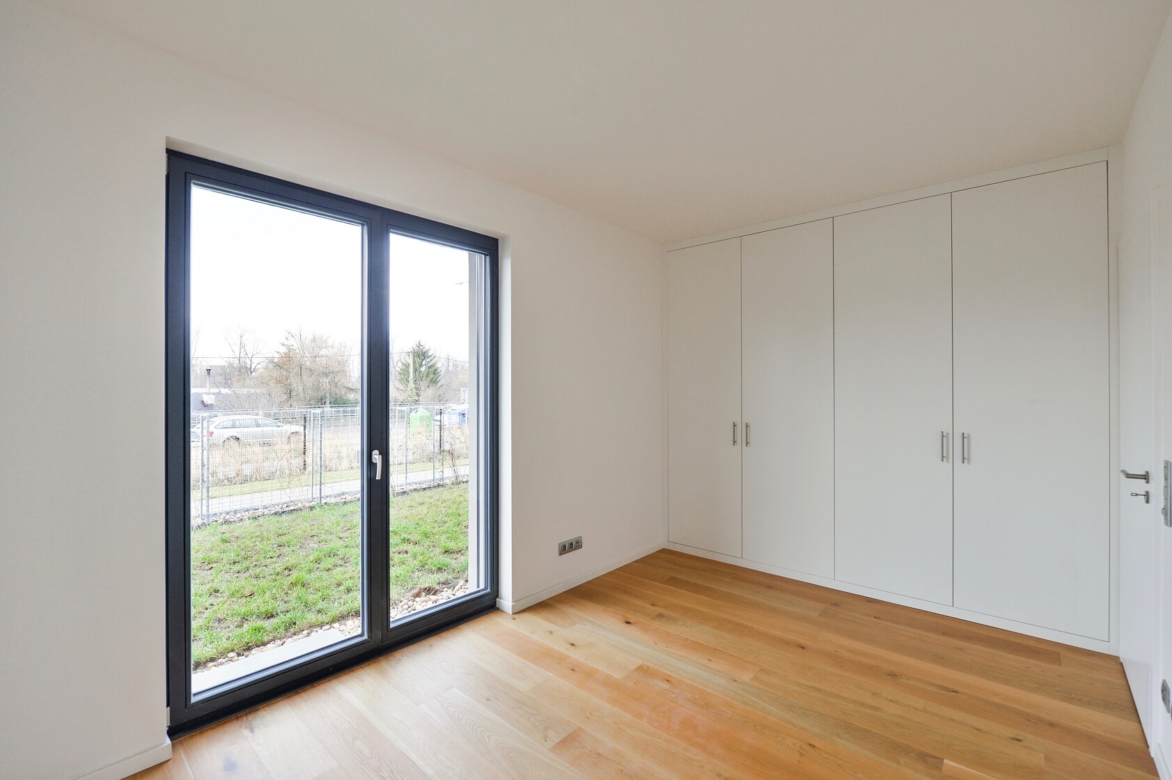 Menclova, Libeň - Praha 8 | Pronájem, Byt 2+kk, 67 m²