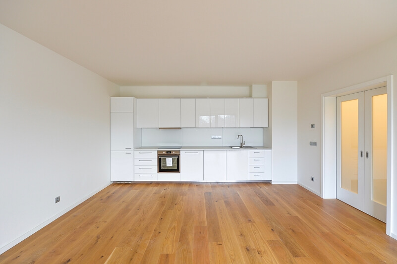 Menclova, Libeň - Prague 8 | Rent, Apartment One-bedroom (2+kk), 67 m²