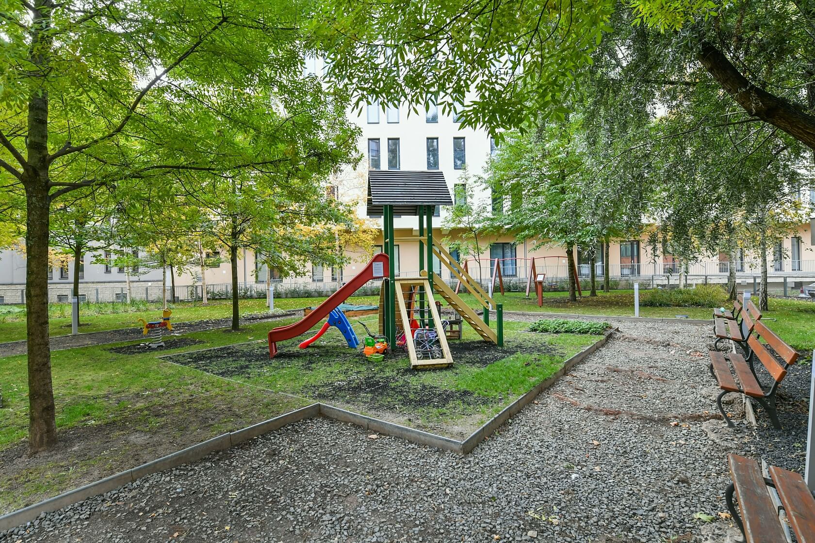 Varhulíkové, Holešovice - Praha 7 | Pronájem, Byt 2+kk, 82 m²