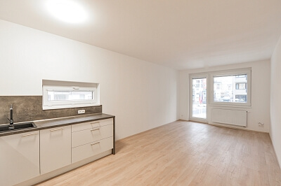 Makedonská, Střížkov - Praha 9 | Pronájem, Byt 2+kk, 63 m²