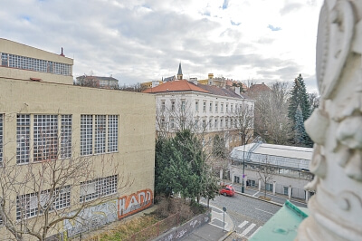 Na Hrádku, Nové Město - Prague 2 | Rent, Apartment One-bedroom (2+1), 60 m²