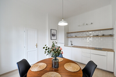 Na Hrádku, Nové Město - Praha 2 | Pronájem, Byt 2+1, 60 m²