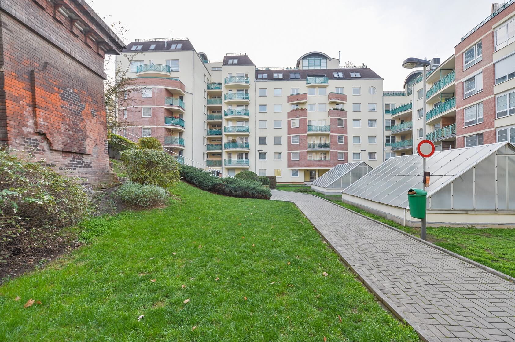 V Kapslovně, Žižkov - Praha 3 | Pronájem, Byt 2+kk, 64 m²