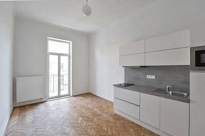 Březinova, Karlín - Prague 8 | Rent, Apartment One-bedroom (2+kk), 42 m²