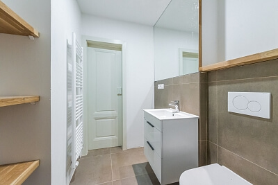 Březinova, Karlín - Praha 8 | Pronájem, Byt 2+kk, 42 m²